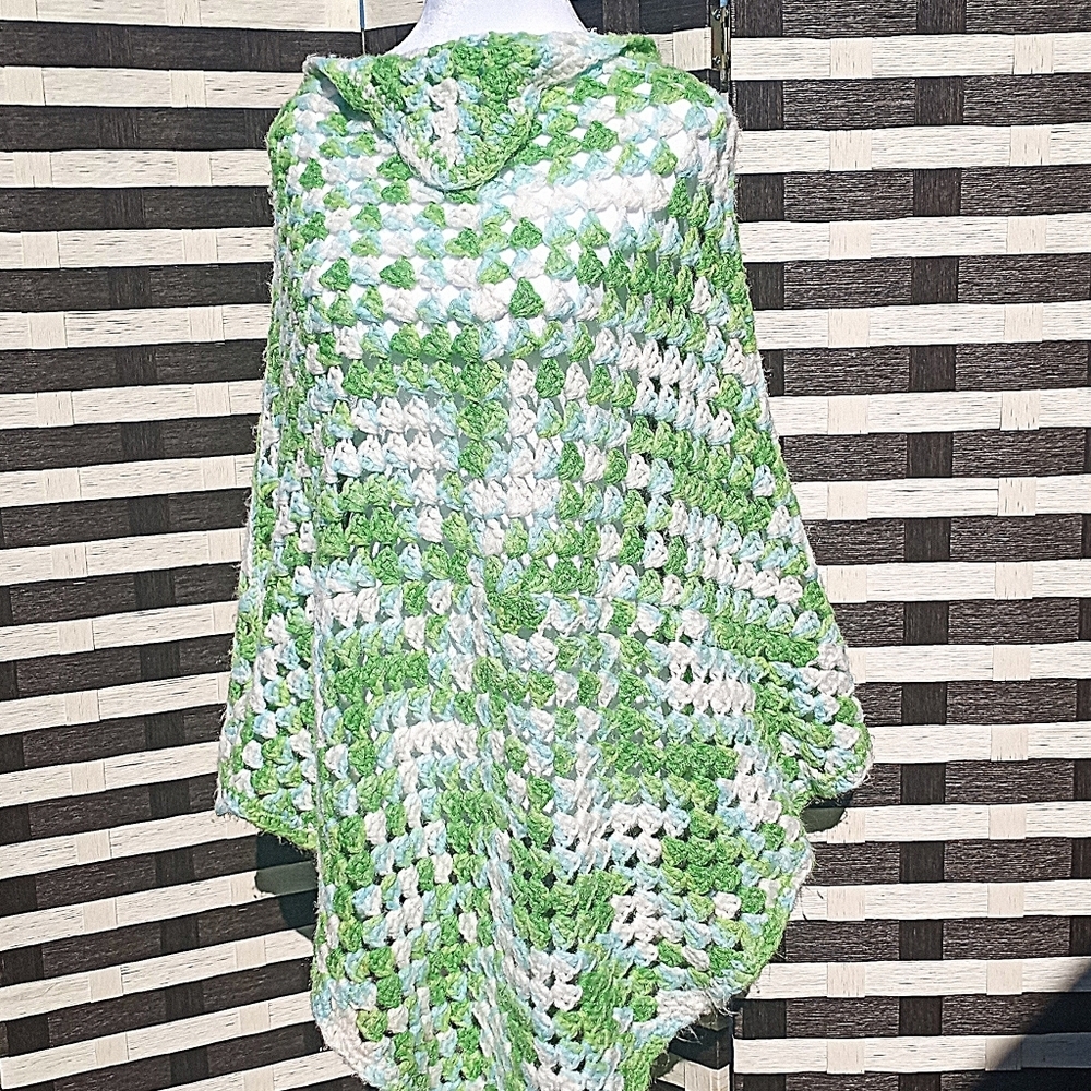Crochet Long Triangular Pullover Knee-lenght Poncho Wrap Women One Size Fits All - Picture 3 of 7